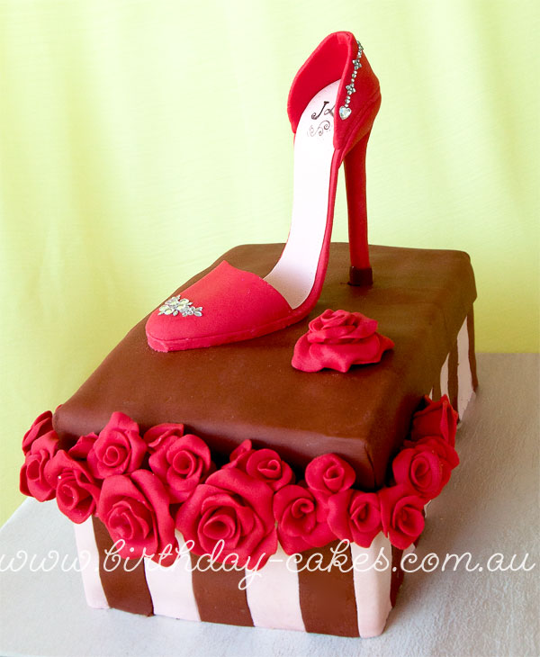 shoe box birthday cake
